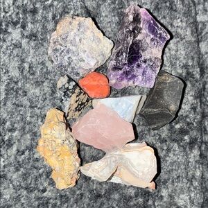 9 Pieces Mixed Raw Gemstone- Amethyst, Rose Quartz, Agate & More